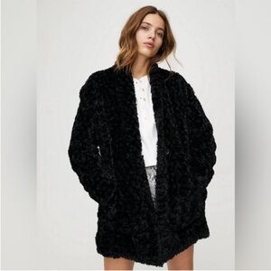Aritzia Wilfred Free Grete Teddy Plush Jacket Sz:S Black